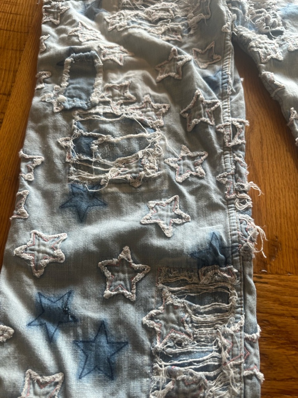 Magnolia Pearl Star O’Keefe Jeans- distressed light blue denim - Picture 3 of 10